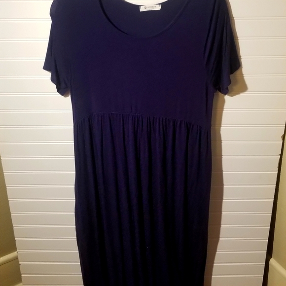 Bombom Dresses & Skirts - Black Maxi- Size Large